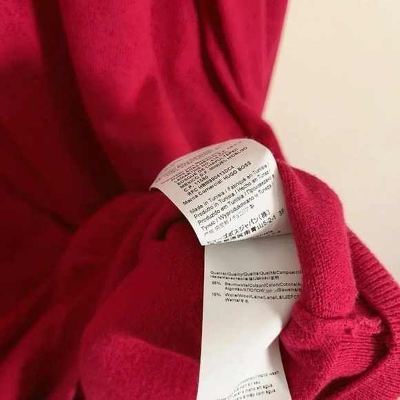 Hugo Boss V-neck Cotton Wool Blended  Sweater With Logo Embroidery - Picture 9 of 10